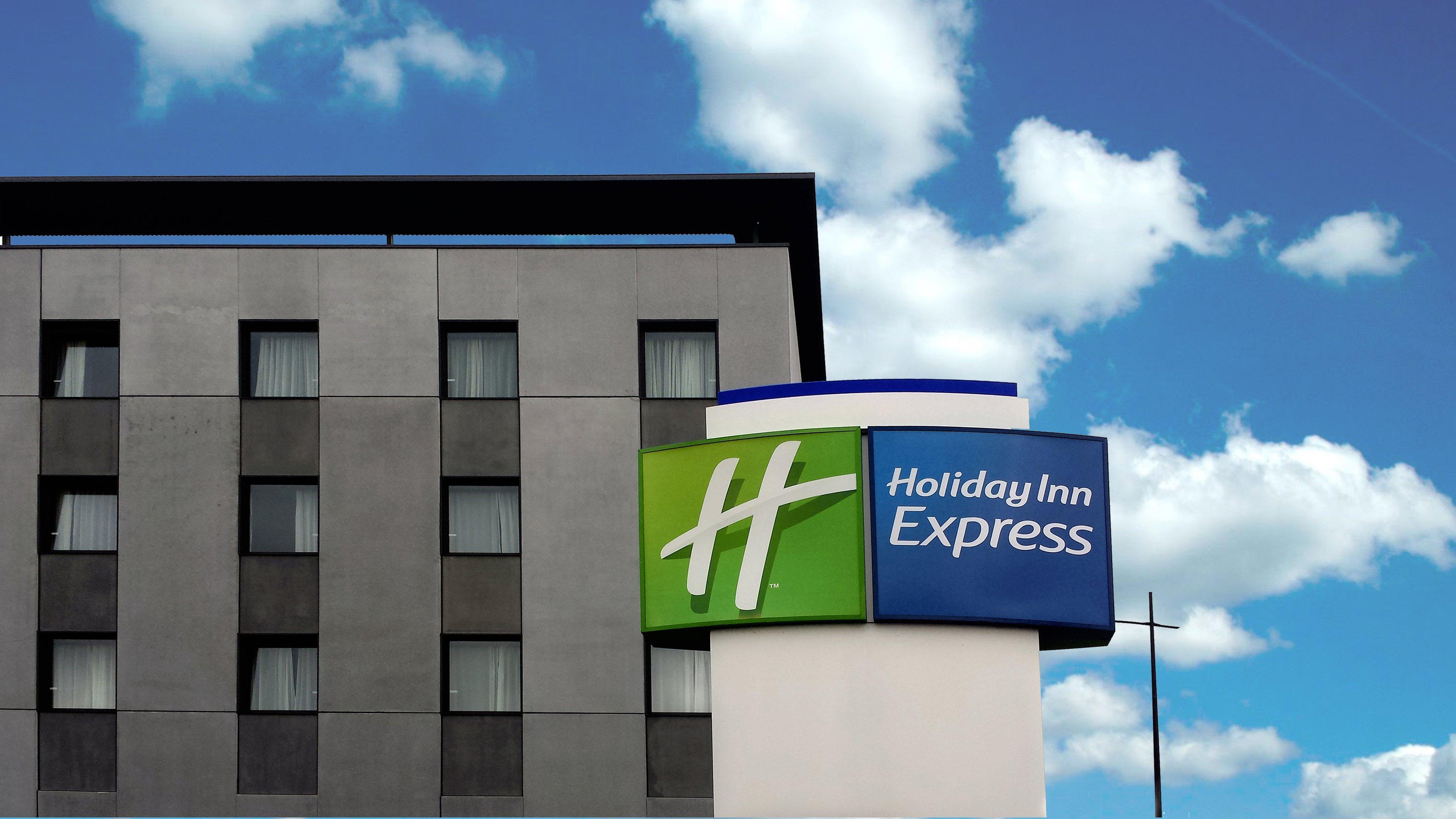 Holiday Inn Express Bilbao Airport, An Ihg Hotel Derio Zewnętrze zdjęcie